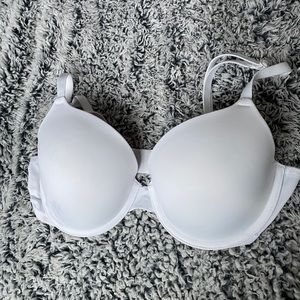 White V.S. bra